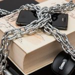 Ilustração conceitual de proteção de dados e privacidade digital