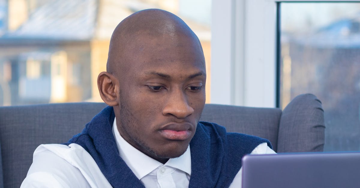 Ilustração conceitual sobre estratégias criativas para conteúdo adulto digital