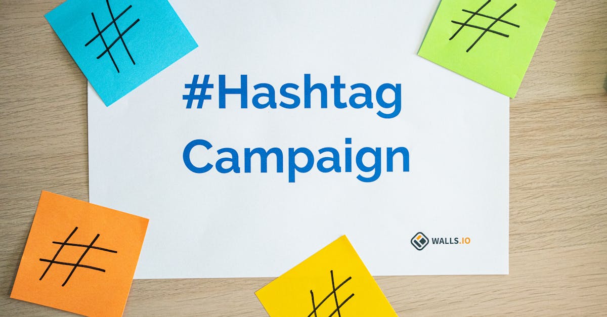 Pessoa utilizando ferramentas digitais para otimizar vendas e engajamento online