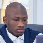 Conceito de marketing digital para criadores de conteúdo adulto com ícones digitais modernos