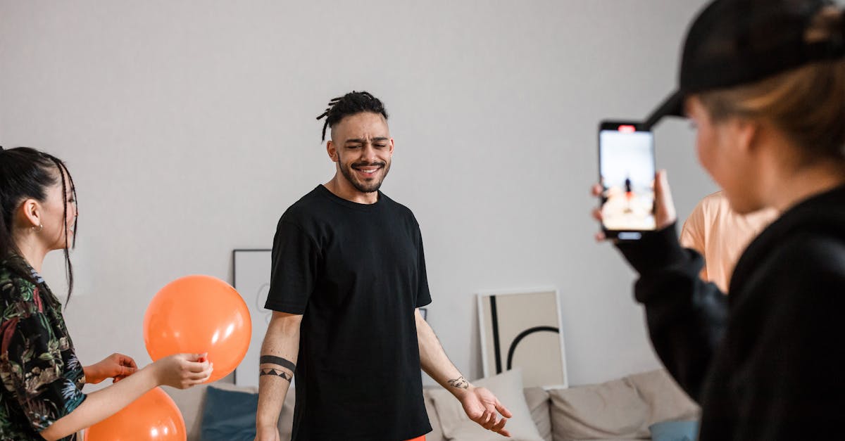 Interface de plataforma digital para conteúdo adulto, com design moderno e atraente